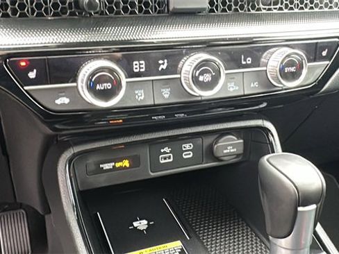 Used 2025 Honda CR-V EX-L image 17