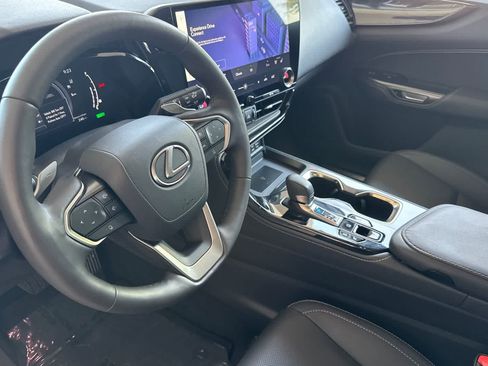 Used 2024 Lexus NX 350h AWD w/ Vision Package image 12