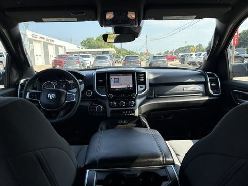 Used 2025 RAM 1500 Big Horn AWD/4WD image 11