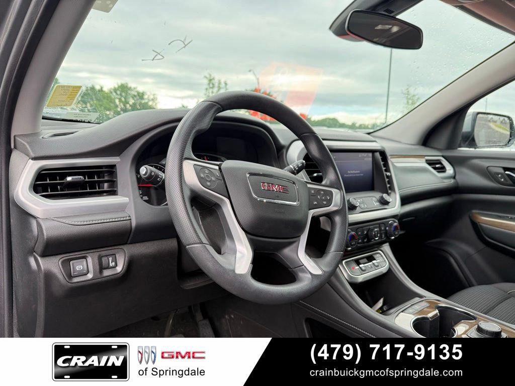 Used 2023 GMC Acadia SLE FWD image 10