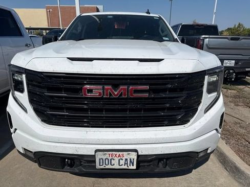 Used 2023 GMC Sierra 1500 Elevation AWD/4WD image 3
