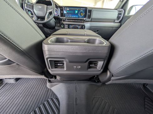 Used 2024 Chevrolet Silverado 1500 LT Trail Boss w/ Convenience Package II image 13