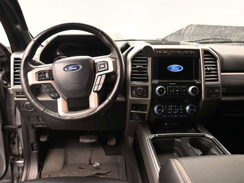 Used 2021 Ford F250 Platinum w/ FX4 Off-Road Package image 10