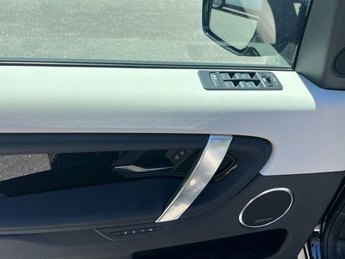 New 2024 Land Rover Discovery Sport S image 15