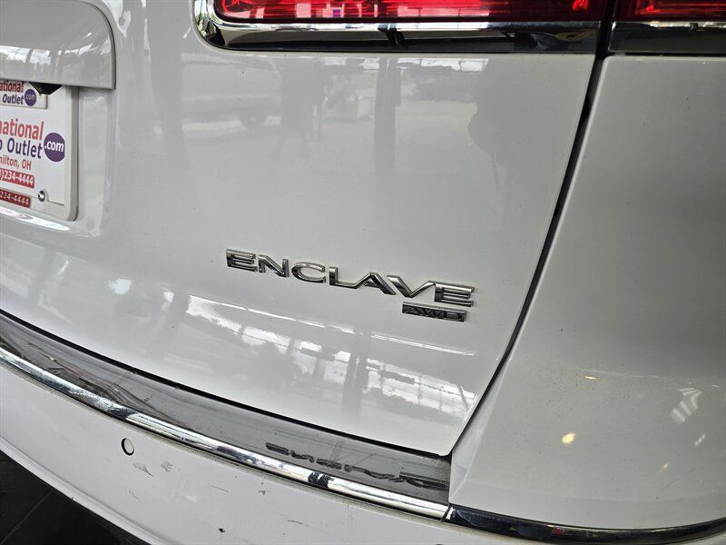 Used 2017 Buick Enclave Leather AWD/4WD image 33