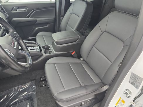Used 2025 GMC Canyon Elevation w/ Convenience Package AWD/4WD image 14
