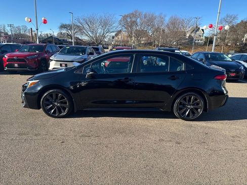 Used 2023 Toyota Corolla SE image 4