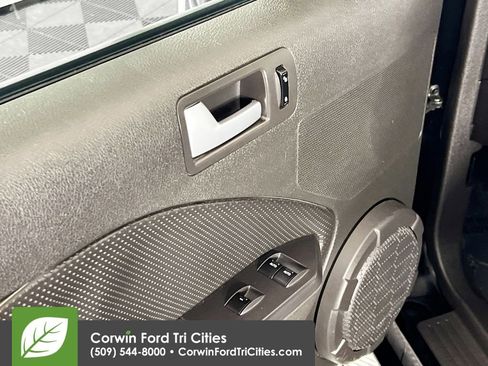 Used 2008 Ford Mustang GT image 11