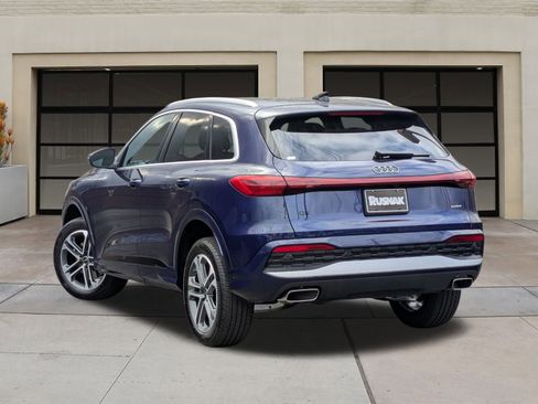 New 2025 Audi Q5 Premium image 3