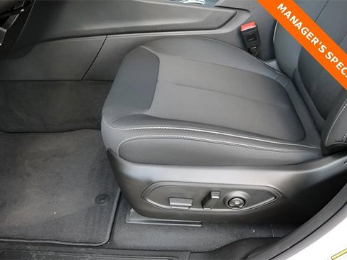 New 2025 Jeep Grand Cherokee Laredo X w/ Luxury Tech Group I image 12