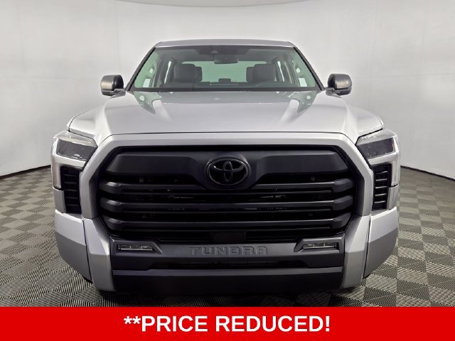 Used 2022 Toyota Tundra SR5 AWD/4WD image 2