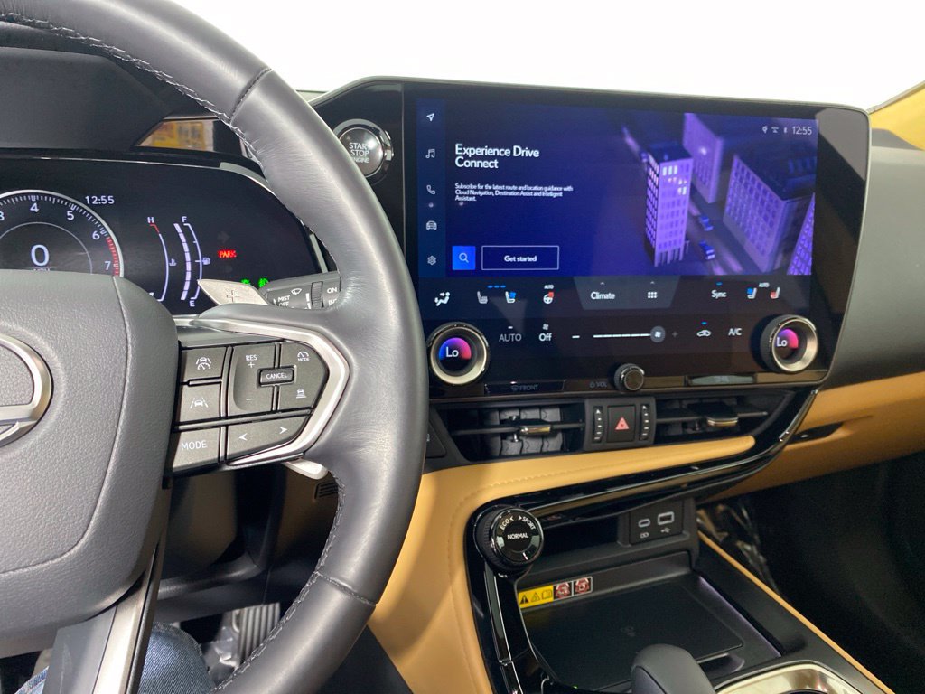 Certified 2025 Lexus NX 350 AWD w/ Accessory Package (2T) image 16