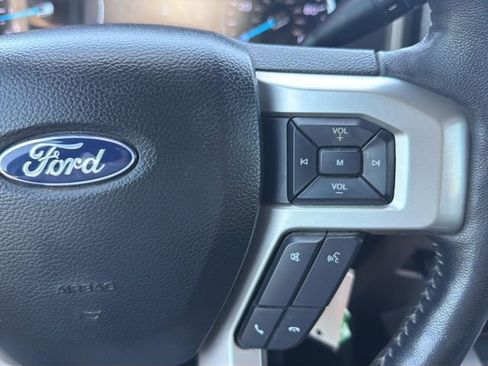 Used 2020 Ford F350 Lariat w/ Lariat Value Package AWD/4WD image 24