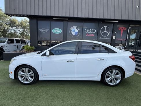 Used 2014 Chevrolet Cruze LTZ w/ Sun, Sound and Sport Package FWD image 7