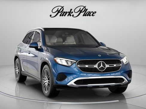 Used 2026 Mercedes-Benz GLC 300 image 29