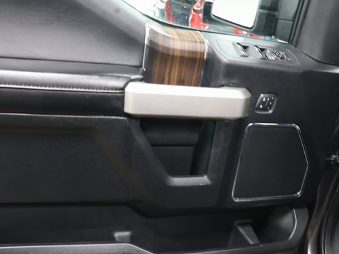 Used 2016 Ford F150 Lariat w/ Equipment Group 502A Luxury image 21