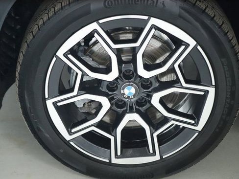 Used 2025 BMW X1 xDrive28i w/ Technology Package image 42