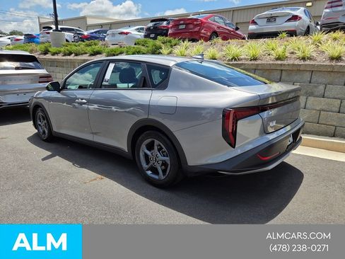 Used 2025 Kia K4 FWD image 8