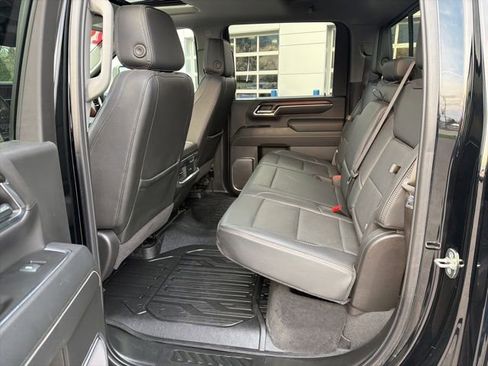 Used 2024 GMC Sierra 3500 Denali w/ Denali Reserve Package image 30