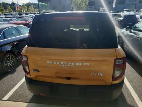 Used 2022 Ford Bronco Sport Outer Banks w/ Tech Package AWD/4WD image 5