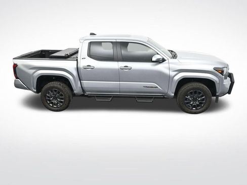 Used 2025 Toyota Tacoma SR5 image 23