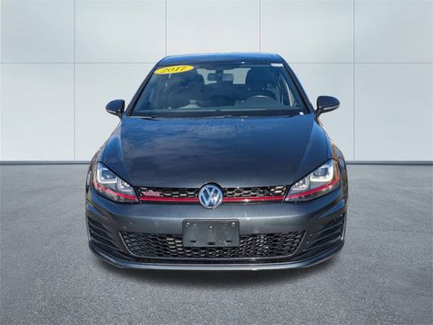 Used 2017 Volkswagen GTI SE image 8