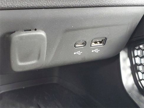 Certified 2024 Chevrolet TrailBlazer LT image 27