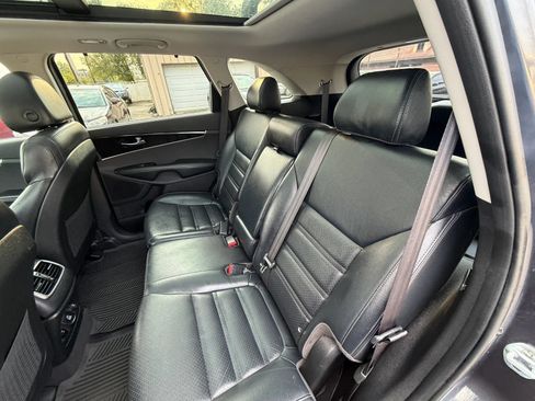 Used 2018 Kia Sorento EX w/ EX Advanced Touring Package AWD/4WD image 14