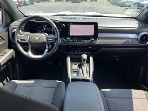 Certified 2023 Chevrolet Colorado LT w/ LT Convenience Package II image 20