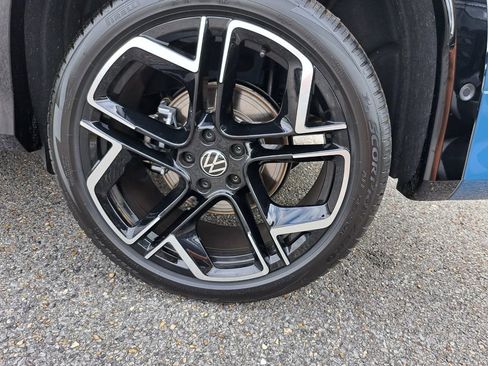 New 2026 Volkswagen Tiguan SEL R-Line AWD/4WD image 27