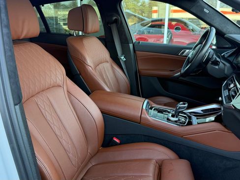 Used 2023 BMW X6 xDrive40i w/ Executive Package image 21