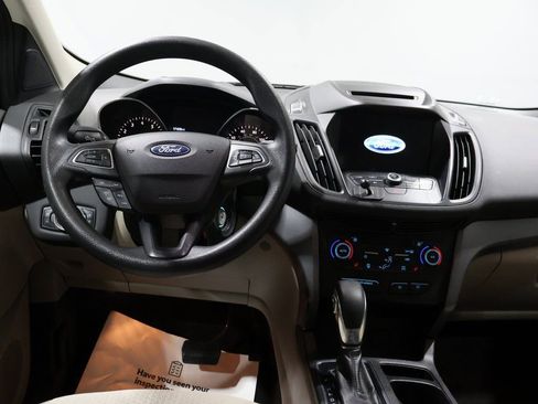 Used 2018 Ford Escape SE w/ SE Sync 3 Package image 18