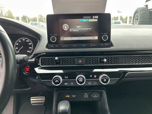 Used 2024 Honda Civic Sport image 17