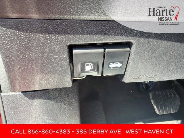 Certified 2024 Nissan Versa SR w/ Trunk Package FWD image 16