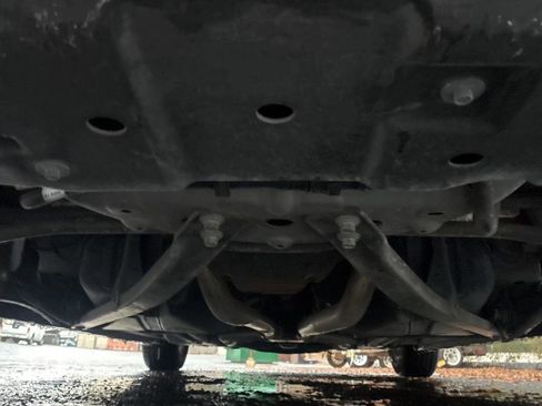 Used 2014 Ford Mustang 2dr Conv V6 w/ Equipment Group 102A image 25