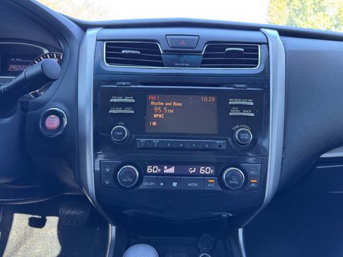 Used 2013 Nissan Altima 2.5 SL image 16