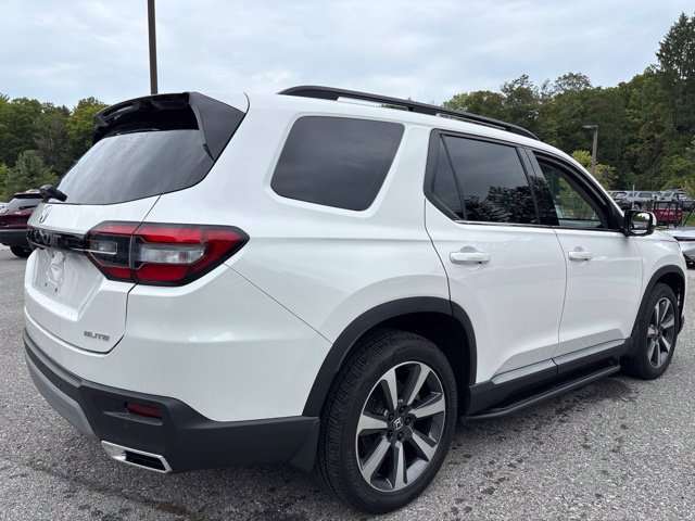 Certified 2023 Honda Pilot Elite image 7
