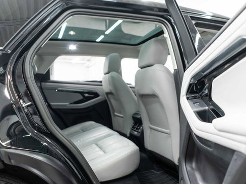 Used 2023 Land Rover Range Rover Evoque S image 13