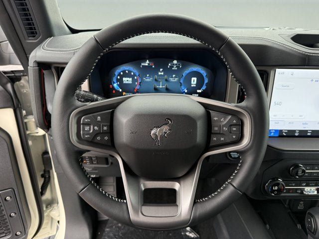 New 2026 Ford Bronco Outer Banks w/ Sasquatch Package AWD/4WD image 14