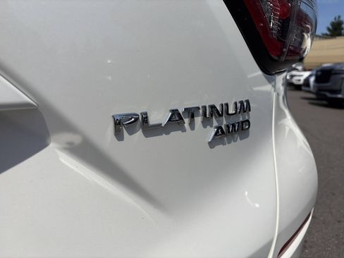 Used 2015 Nissan Murano Platinum w/ Platinum Technology Package AWD/4WD image 7