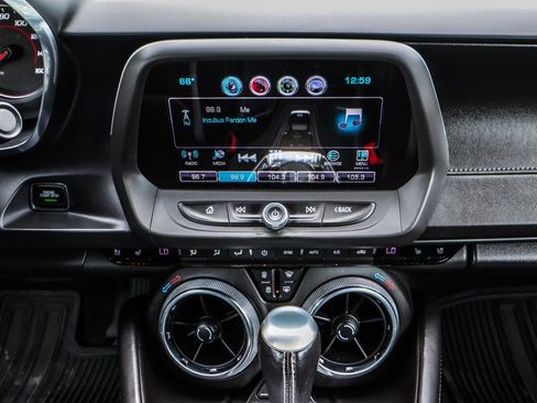 Used 2016 Chevrolet Camaro LT RWD image 26