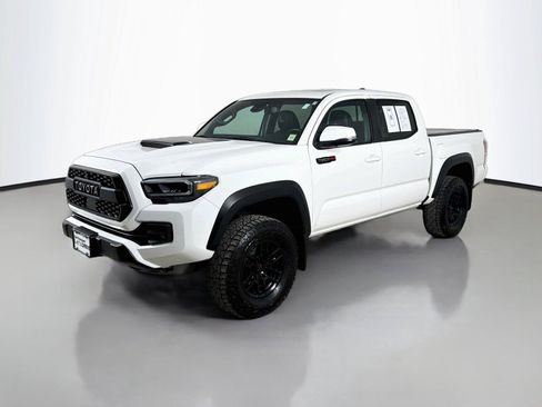 Used 2021 Toyota Tacoma TRD Pro AWD/4WD image 9