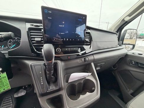 Used 2023 Ford Transit 350 XLT image 15