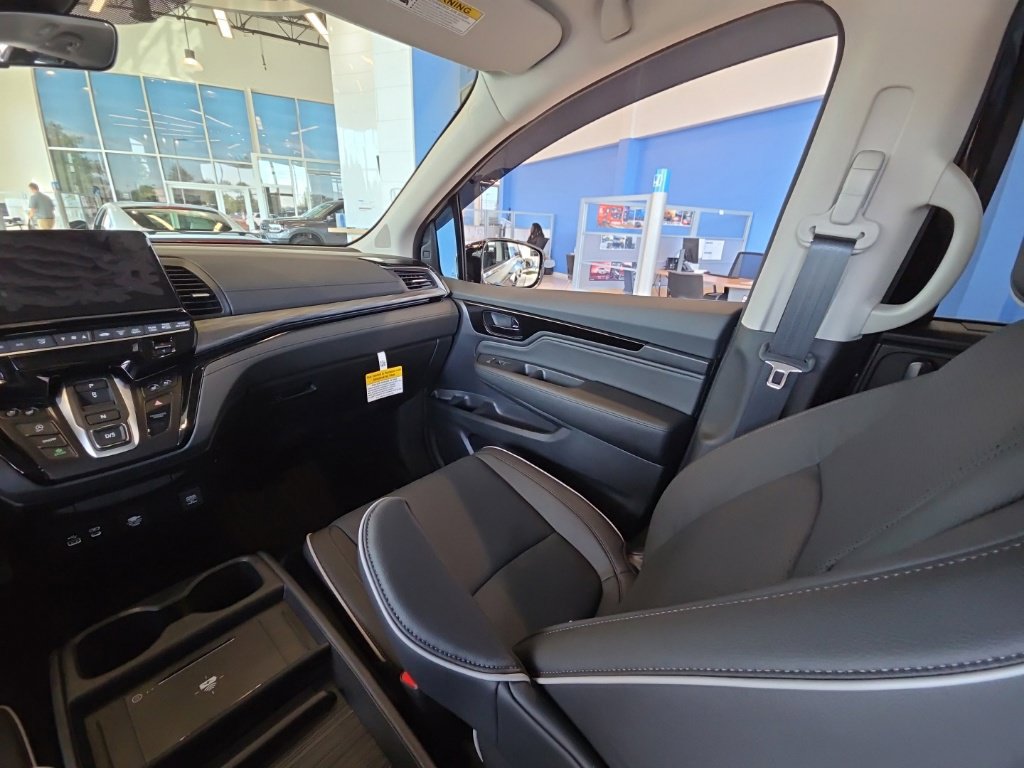 New 2027 Honda Odyssey Elite image 21
