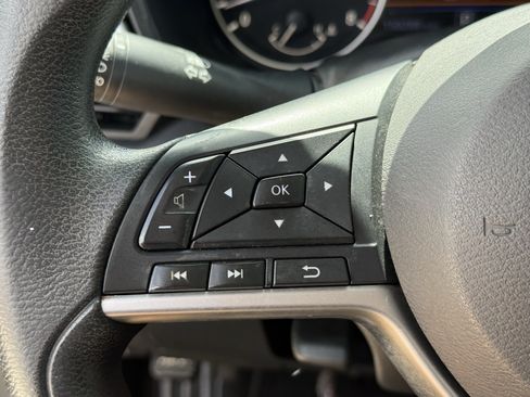 Used 2020 Nissan Altima 2.5 S FWD image 16
