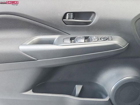 New 2025 Nissan Kicks Play S image 17