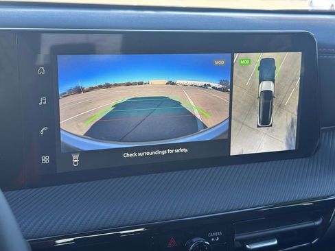 New 2026 Nissan Kicks SR image 37