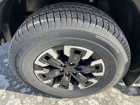 Used 2023 Nissan Frontier PRO-4X w/ Pro Convenience Package image 21
