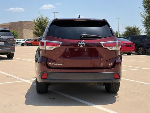 Used 2016 Toyota Highlander Plus FWD image 8
