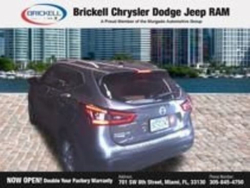 Used 2021 Nissan Rogue S FWD image 30